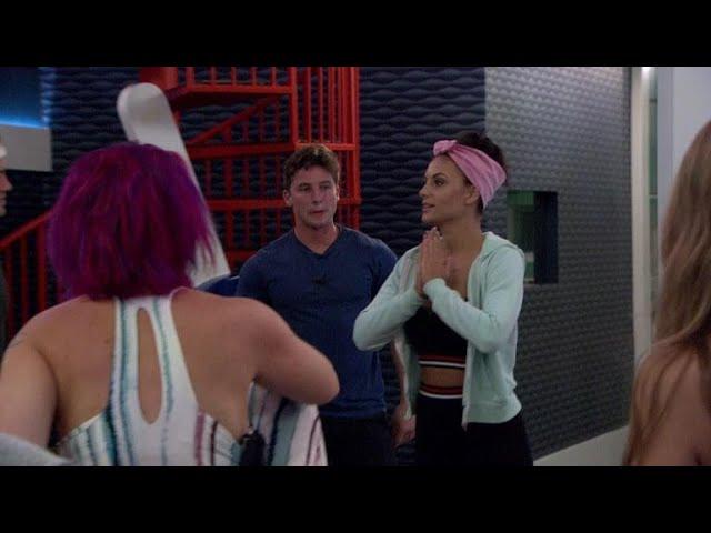 Big Brother - The BB20 House Gets Its Own Cheer - Live Feed Highlight