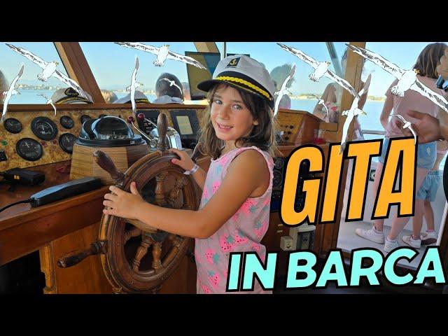 VLOG - GITA IN BARCA DIAMO DA MANGIARE AI GABBIANI