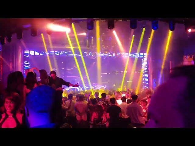 XS Nightclub Las Vegas - The Chainsmokers