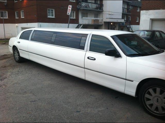 White Lincoln Towncar Stretch limousine at LimoGuy.ca for Weddings prom nightout