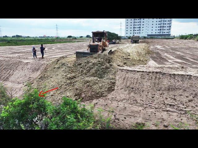 Start New Project Huge Size FLOOD Land Filling Up Bulldozer KOMATSU D58E 24Ton Truck Delivery Dirt