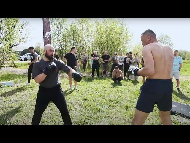 JAMBO vs CHINES GIGANT !!! Cool Fight