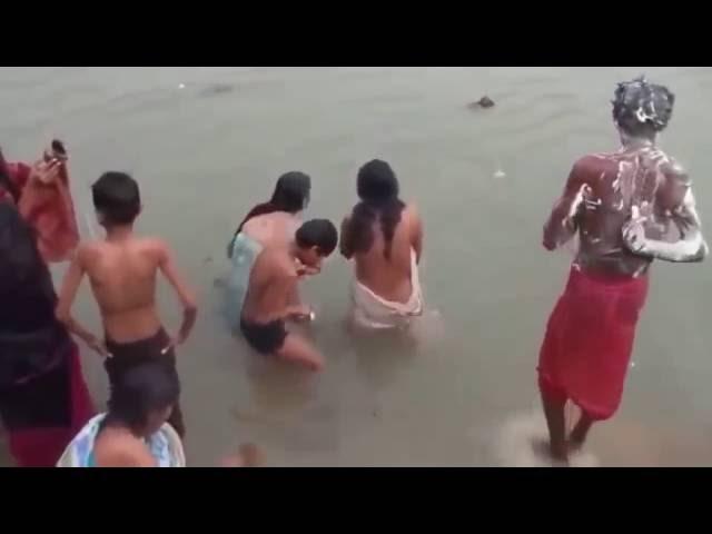 Open bath at Kumbha mela