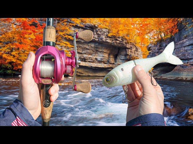 Fishing The River In The COLD For BIG Bass (Best Lures)