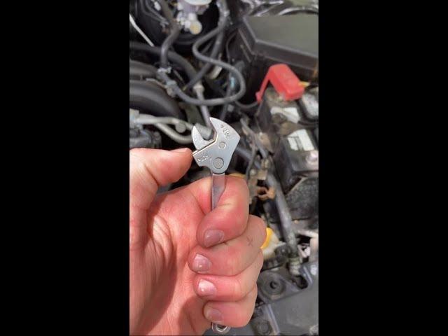 Mobile Mechanics most Invaluable TOOL.   - roadside rescue shorts