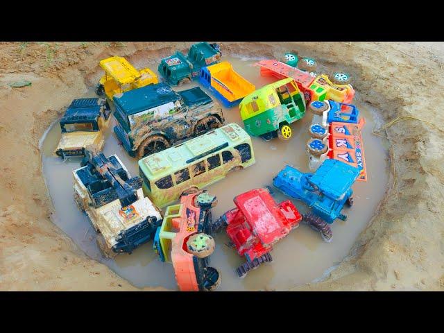 Tractor Jump Into The River | Mahindra Tractor | Truck | Gadi Cartoon | Tipper Truck | Parth Kids