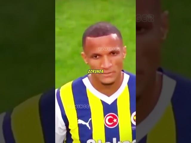 FENERBAHÇE KIRMIZI KART GÖRMEDEN 10 KİŞİ KALDI  #shorts #short #football