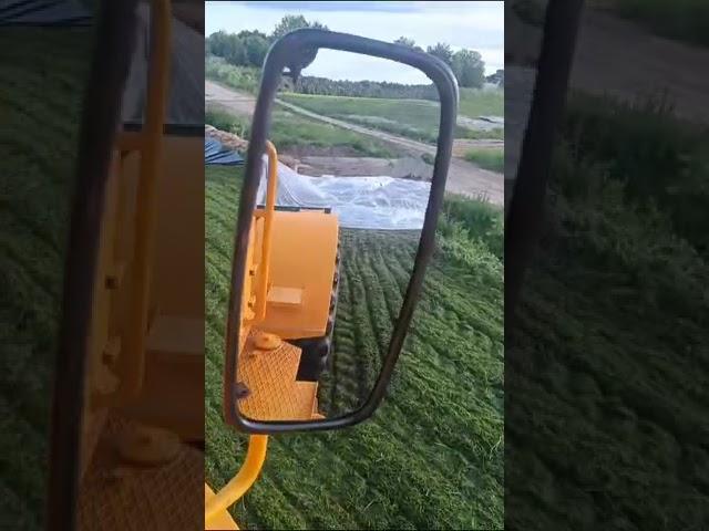 Водоналивной трамбовщик  ТСВ  3 #shorts #трамбовщик #водоналивнойкаток #силос #трамбовка