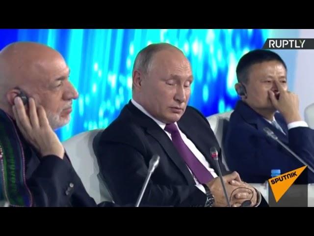 Путин рассказал анекдот про олигарха