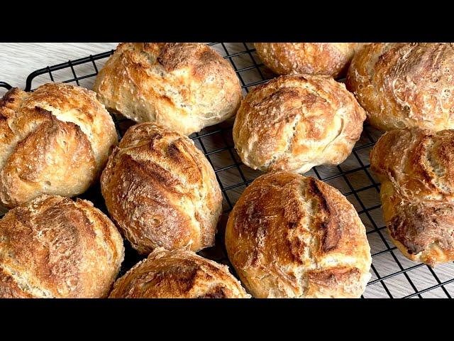 Swiss Bürli with cooking overnight. No kneading, no shaping!