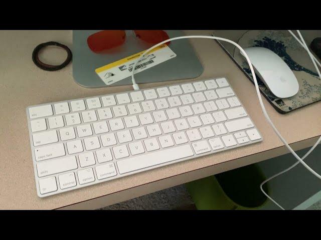 How to charge your iMac Desktop wireless Keyboard