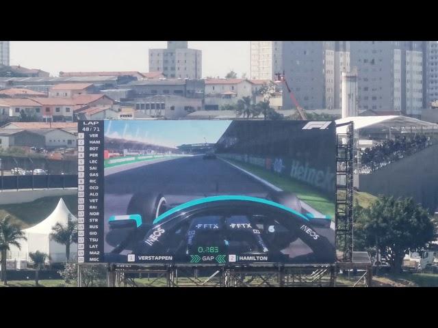 Hamilton tries to overtake Verstappen. Brazil Sao Paulo GP 2021