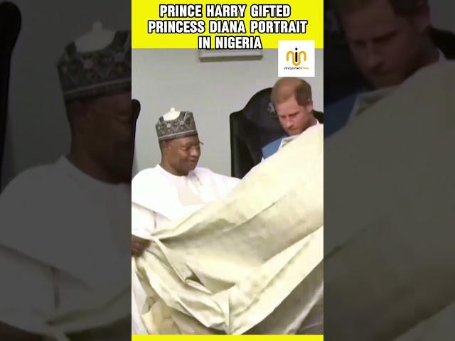 Prince Harry presented with a portrait of Princess Diana during visit to Nigeria. #harry #nigeria