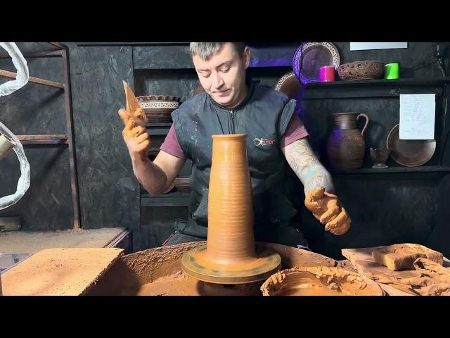 Работа на гончарном круге ️Изготовление классического бутыля working on a potter's wheel️️️