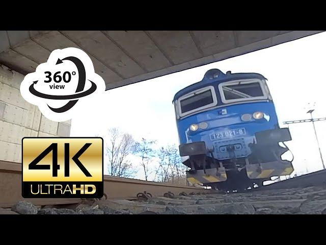 360° camera under train madness (4K)