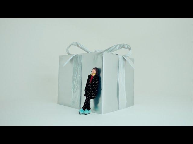 TOMOO - Present【OFFICIAL MUSIC VIDEO】