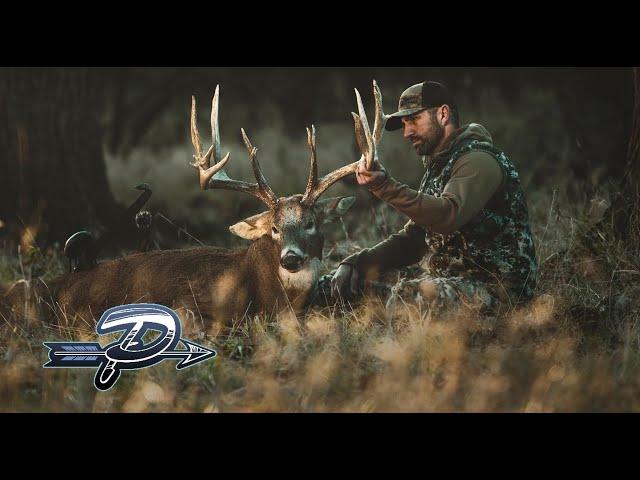 "2020" - Kansas Monarch with a Recurve - Traditional Bowhunting - The Push Archery Season 4