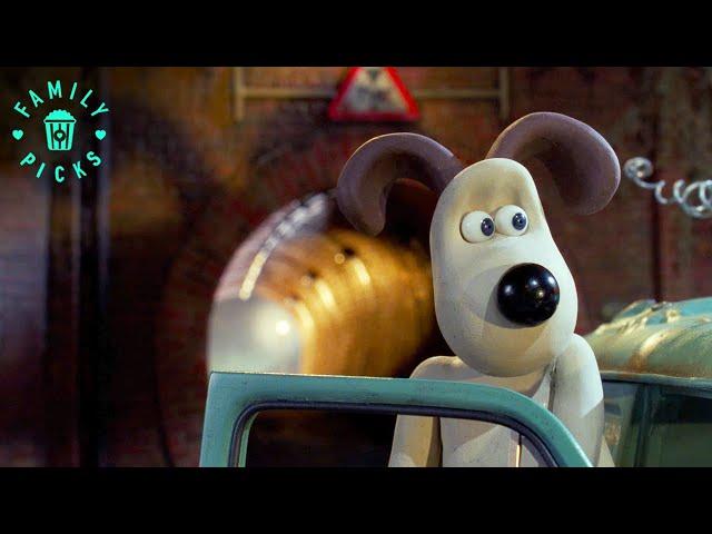 Gromit Chases the Were-Rabbit | Wallace & Gromit: The Curse of the Were-Rabbit