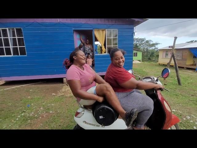 saski is trying to ride the bike with Tashana an it lol  