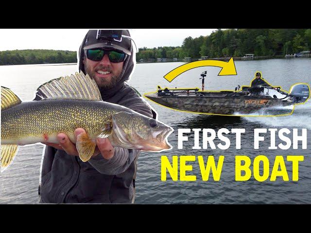 I BOUGHT a CRAZY NEW BOAT and Caught a WALLEYE!
