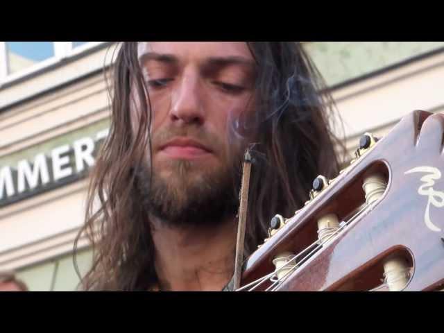 Estas Tonne - The Song of the Golden Dragon