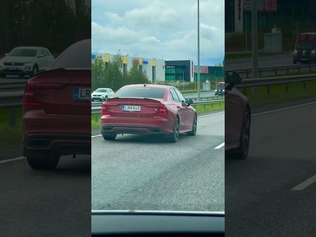 Volvo S60 R #finland #car #carspotting #redcolor #carguy #volvo #s60r #dailyvlog #carlover