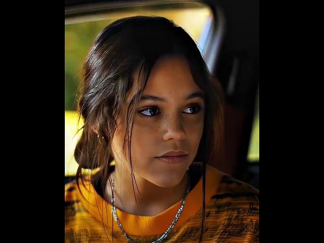 Jenna Ortega Kiss Scene 