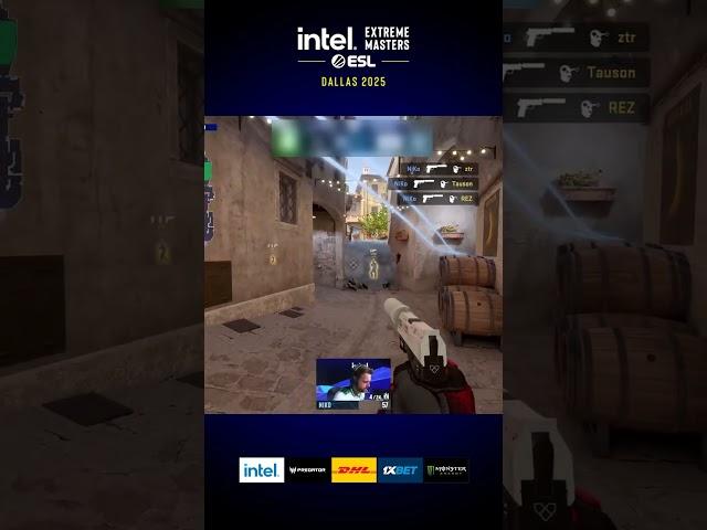 NiKo turns pistol round into a highlight reel  #esl #cs #кс #counterstrike #csgo