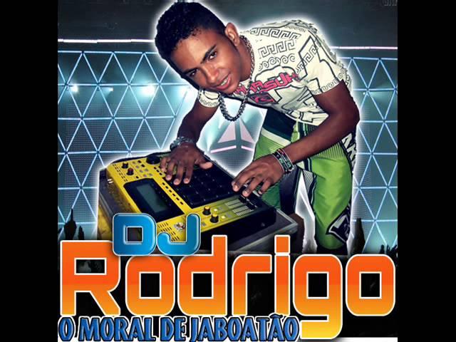 Mc Celo e Dj Rodrigo   Delirio Das Novinhas