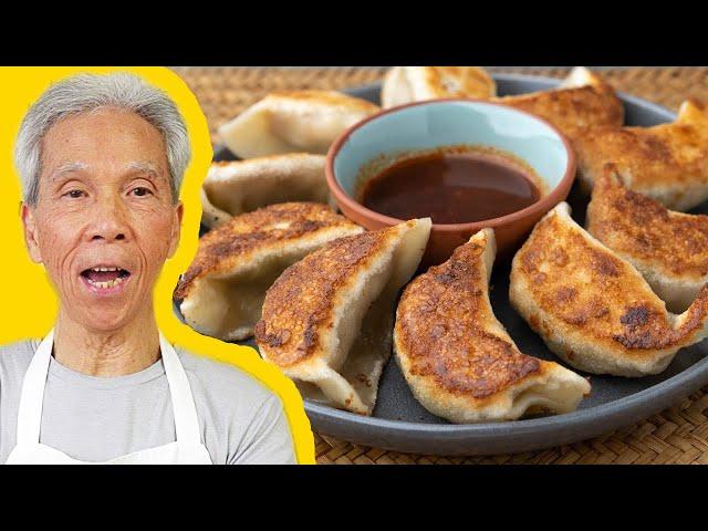  Dad's MOUTHWATERING Potstickers (鍋貼)!