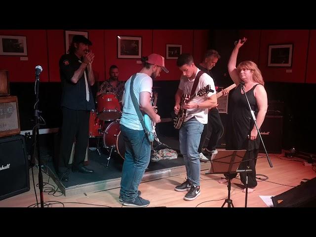 Mama Nat & The Blowig Stones - I DONT NEED NO DOCTOR - Estudios Rock & Pop, Sep. 2021.