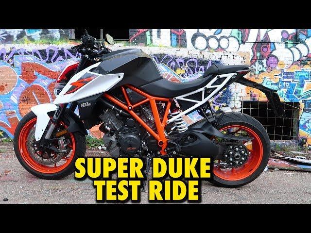 KTM superduke Testride