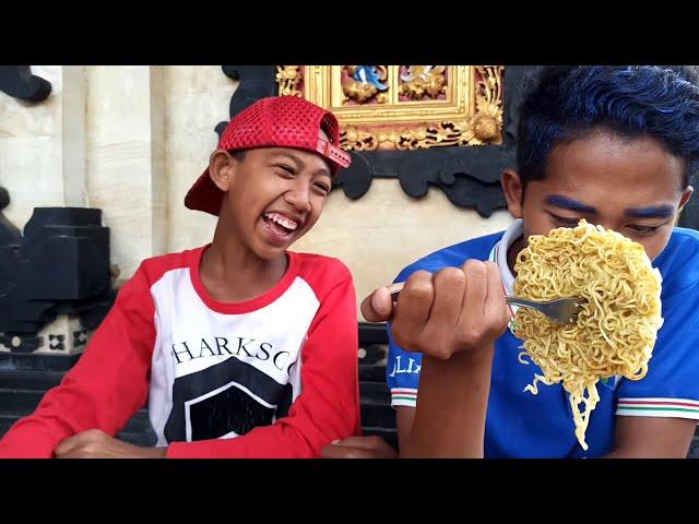 TANTANGAN MAKANAN PANAS VS DINGIN / PRANK LUCU COWOK API VS COWOK ES SELAMA 24 JAM! | Mikael TubeHD