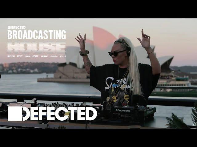 Sam Divine - Defected Radio Show on Defected Broadcasting House (Live from Sydney) (04.03.22)