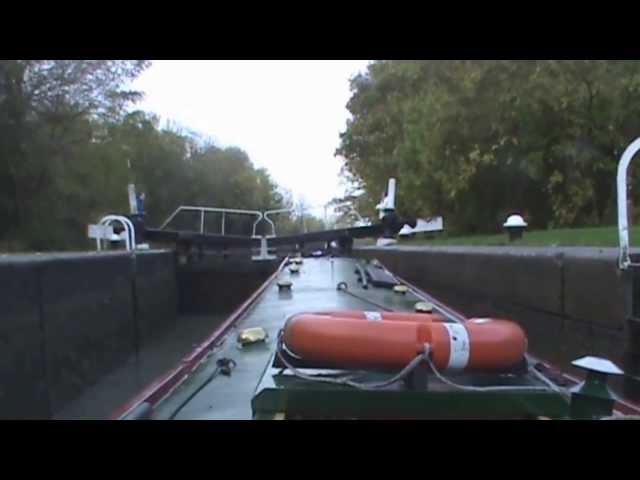 The Grand Union Canal Stockton Kate Boats Stockton Locks Part 1