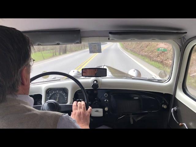 Citroen Traction Avant on the move (interior)