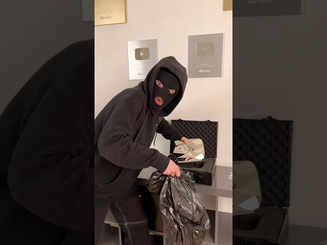 I saved us from a robber 