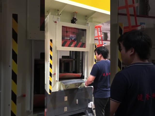 600 tons servo cold extrusion hydraulic press