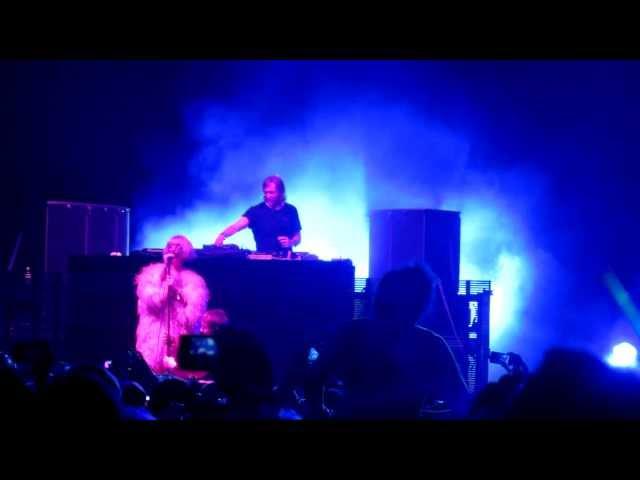 David Guetta feat Sia - Titanium (Live @ Coachella Weekend 2 in Indio, Ca 4.21.2012)