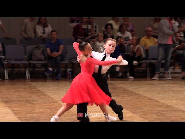 Nichita Gustiuc - Ariana Cerches MDA | Viennese Waltz | GOC Juveniles II 8-Dance 2019