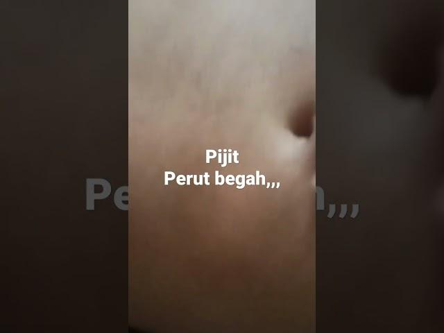 pijat perut begah