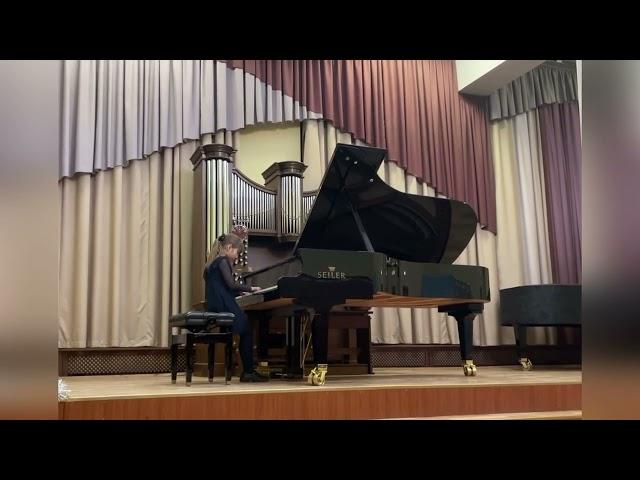 Лаконцева Маргарита, преподаватель Коновалова Лидия Васильевна