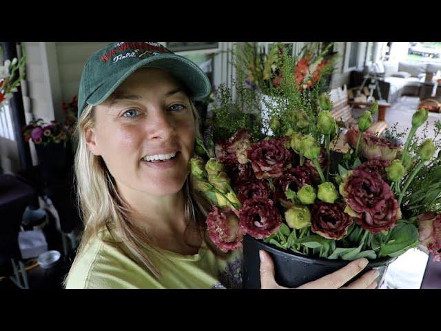 Lisianthus, Zinnias and Gladiolus! Making Bouquets With My Favorite Flower!  Flower Hill Farm