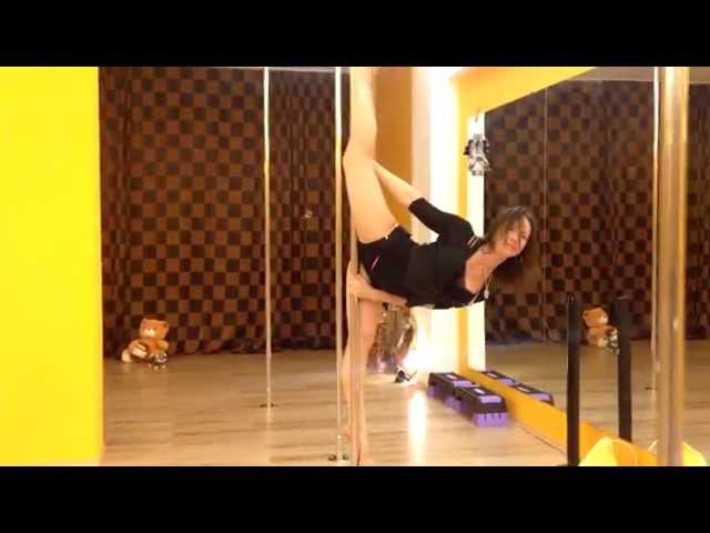 Kukla pole dance