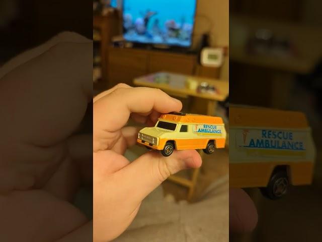 SunToys Express Wheels rescue Ambulance Emergency A-82 Diecast Car Review Episode 749