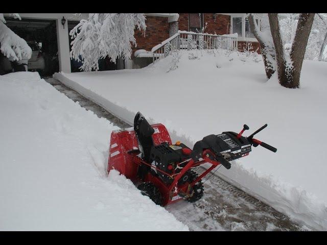 FPS Snow Thrower (Troy-Bilt Storm 2410) - A blizzard in Denver, Colorado