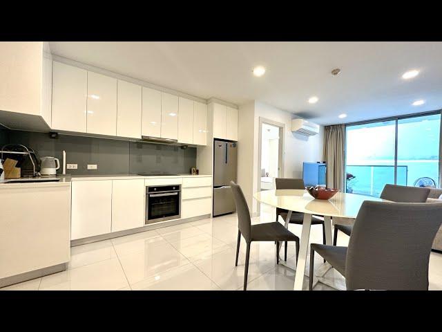 Modern two-bedroom condominium for sale in Pattaya (Park Royal 3 in Pratumnak)!