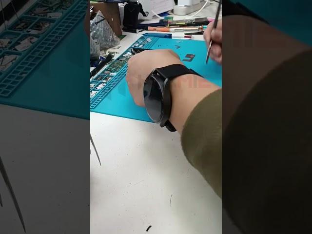 Hugmie - Your Go-To Spot for iPhone Screen Repair #iphone #iphonescreen