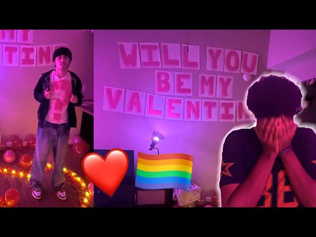 ASKING MY CRUSH TO BE MY VALENTINE.... (HE LOVED IT) (GAY COUPLE VLOG)