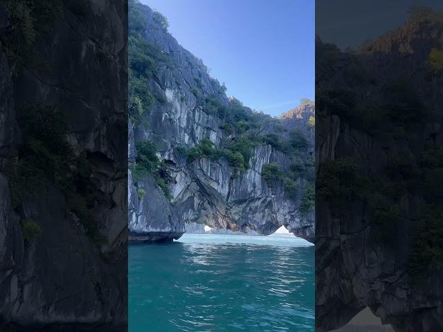 What a view Green water in Vietanam | Halong bay island #greenwater #island #vietnam #fireball